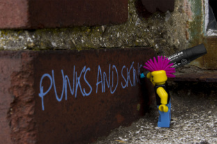 Punks and Skins: A Rebellious Font for Bold Design